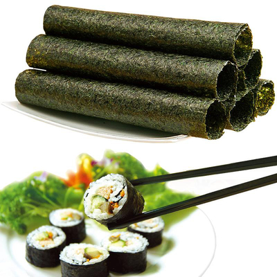 سوشی رولینگ در دسترس است علف های دریایی سرخ شده نوری با 24 ماه عمر 19*21 سانتی متر